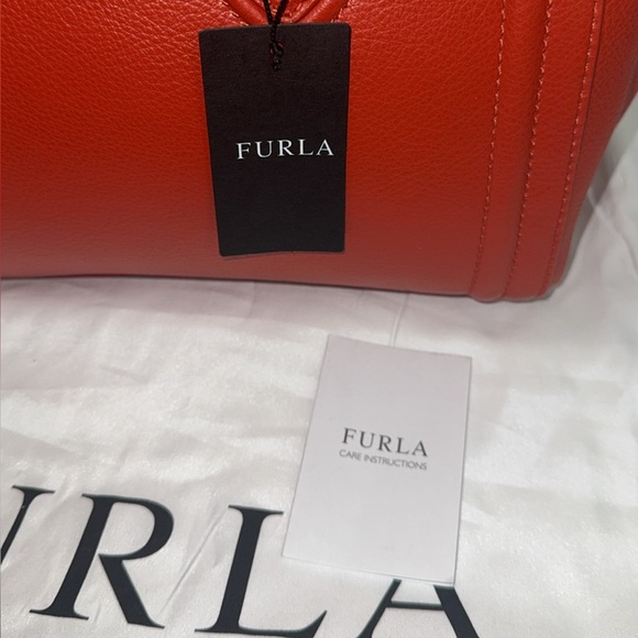 FURLA Hot Red Women's Large Handbag High Quality Leather Tote 100% AUTHENTIC NEW - Picture 9 of 11